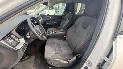 Volvo XC60 B4 automatico Core (10)