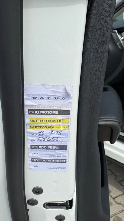 Volvo XC60 B4 automatico Core (17)