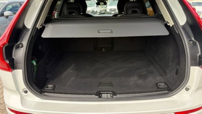 Volvo XC60 B4 automatico Core (18)