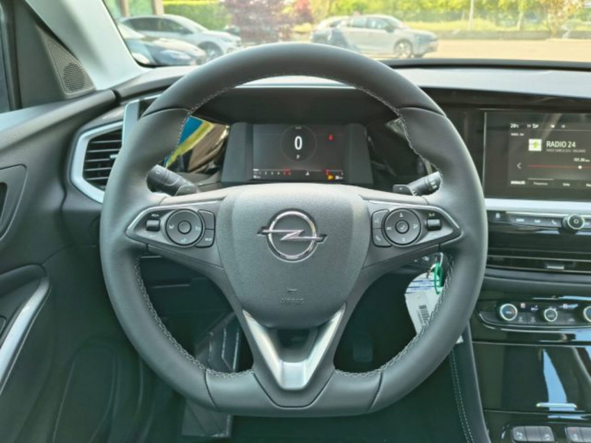 Opel Grandland X 1.5 diesel Ecotec Start&Stop Business Edition (11)