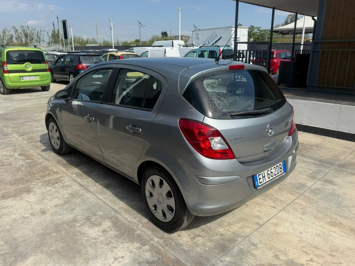 Opel Corsa 1.3 CDTI 75CV F.AP. 5 porte Cosmo (6)