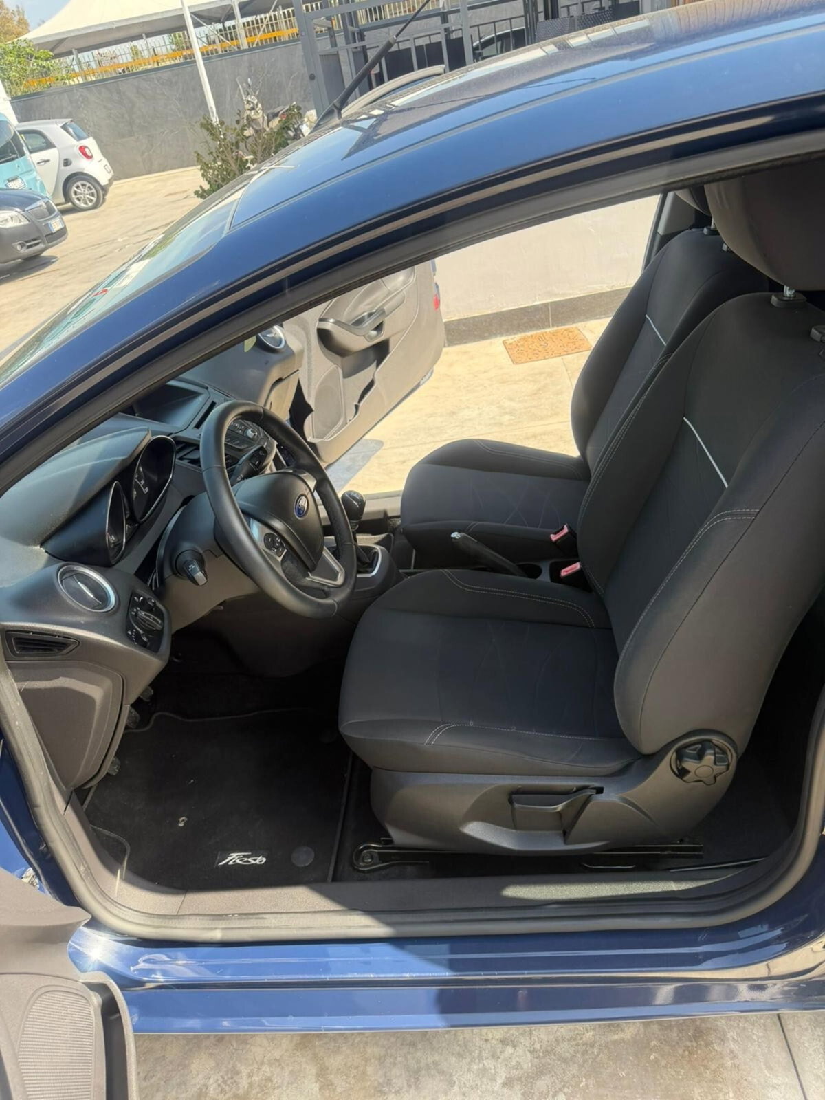 Ford Fiesta 1.2 60CV 3p. Tit. (8)