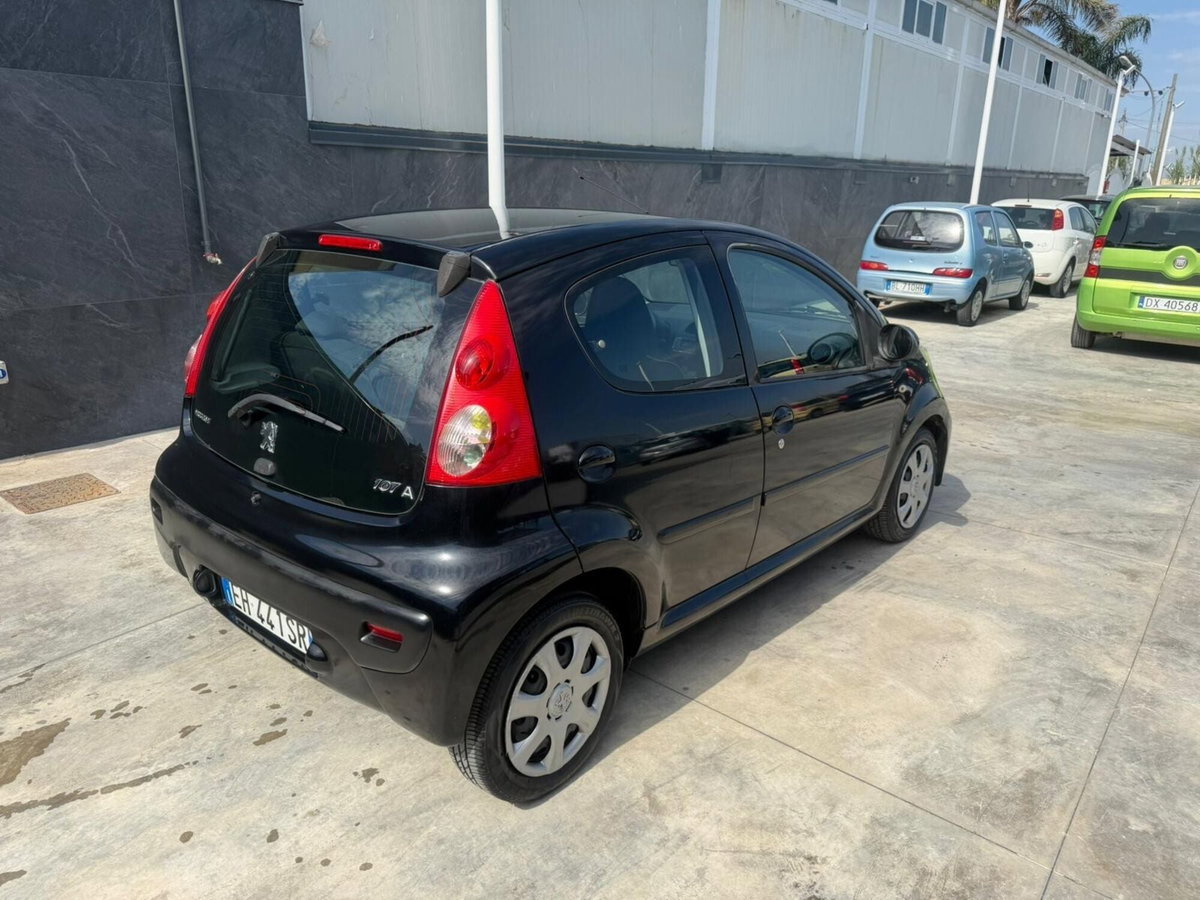 Peugeot 107 68CV 5p. Allure (3)