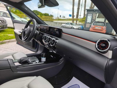 Mercedes-Benz Classe A Sedan 180 d Automatic 4p. Sport (12)