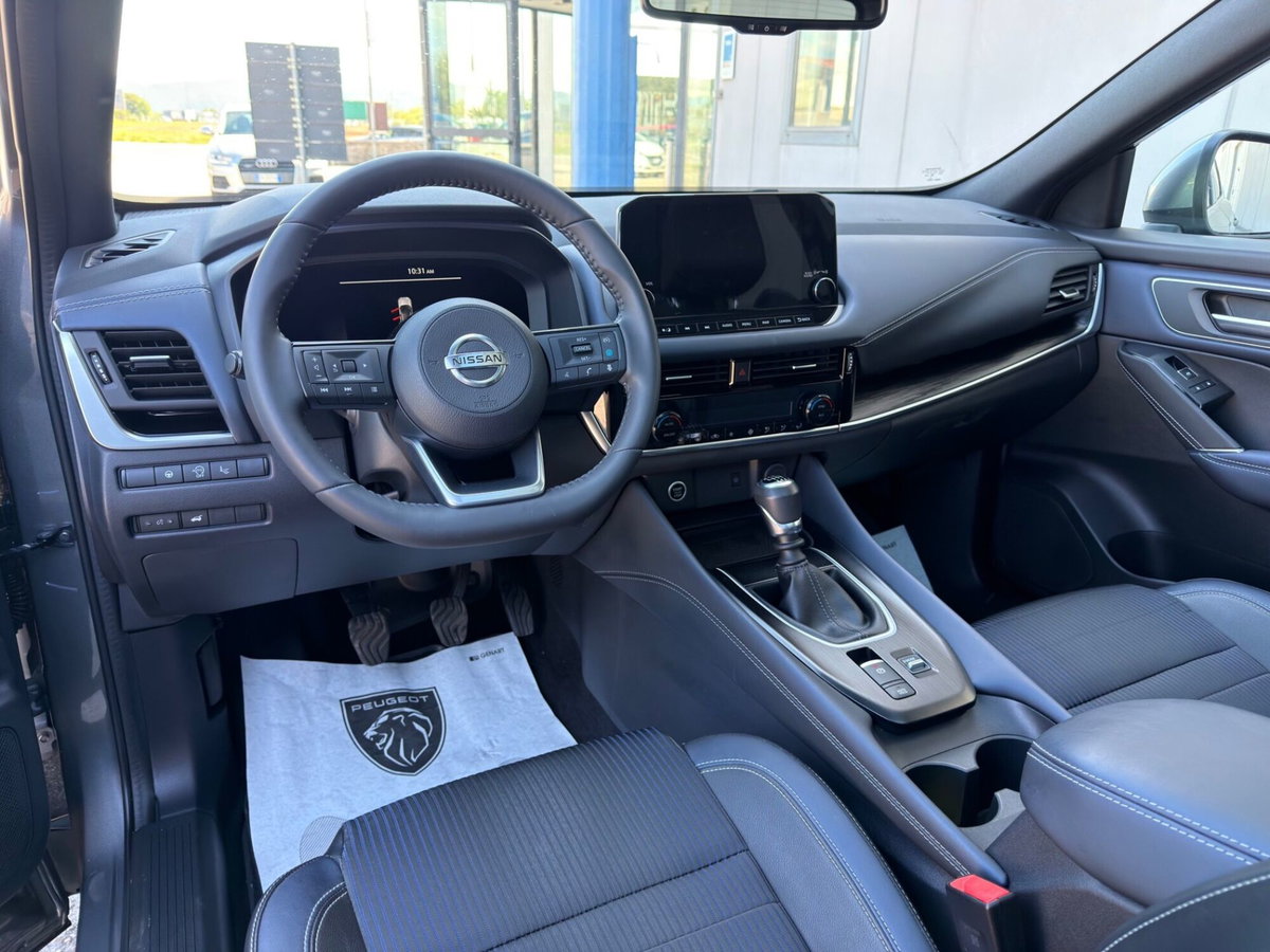 Nissan Qashqai 1.3 mhev Tekna 4wd 158cv xtronic (15)