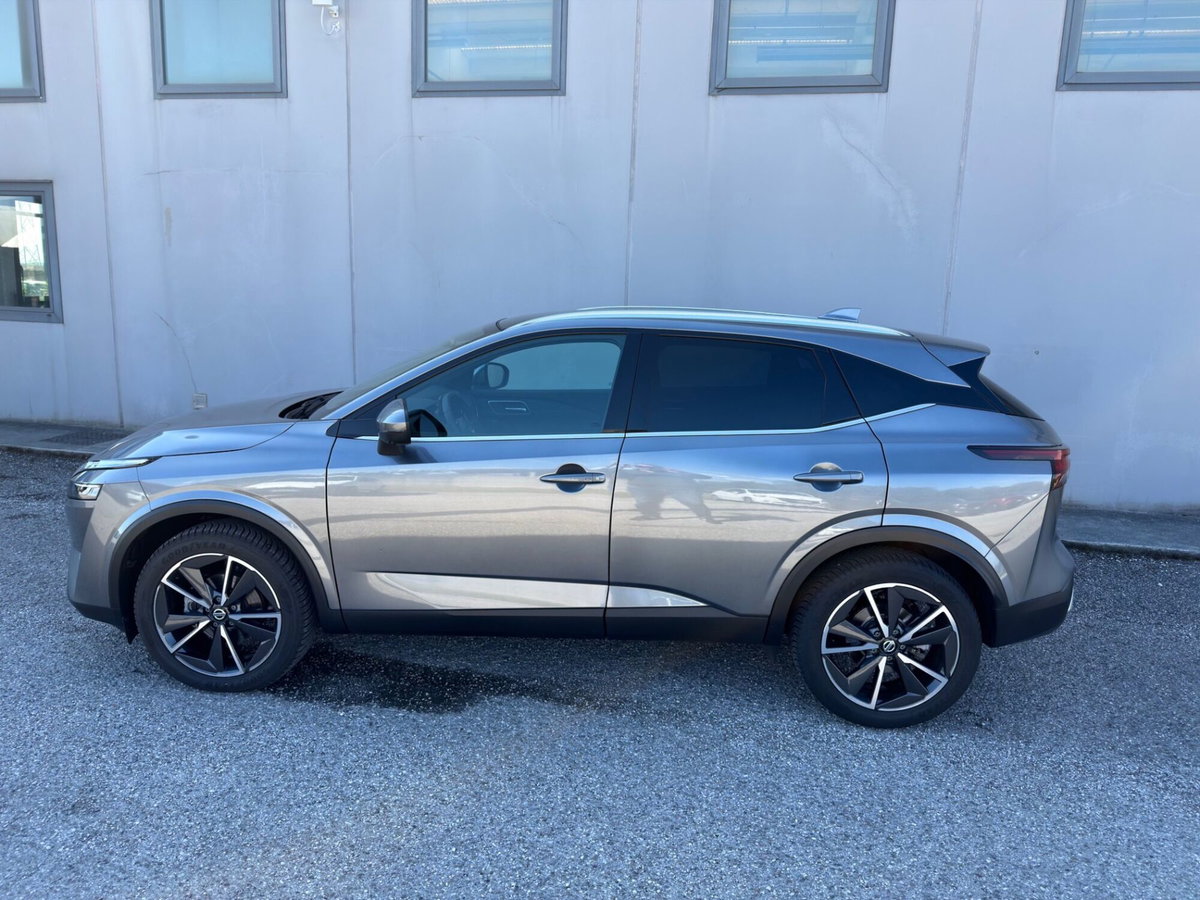 Nissan Qashqai 1.3 mhev Tekna 4wd 158cv xtronic (2)