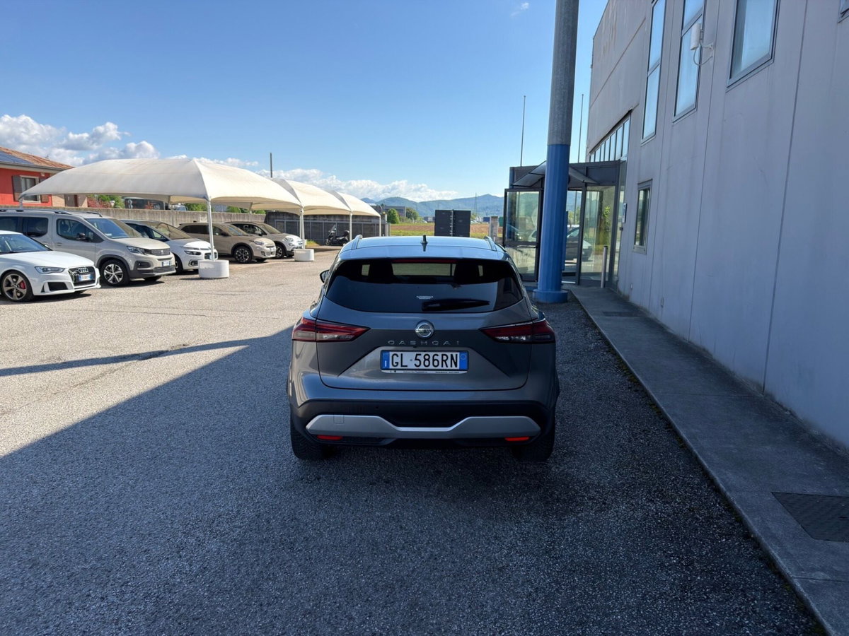 Nissan Qashqai 1.3 mhev Tekna 4wd 158cv xtronic (4)