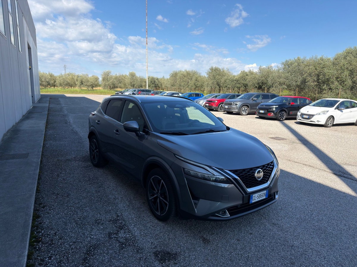Nissan Qashqai 1.3 mhev Tekna 4wd 158cv xtronic (6)