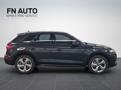 Audi Q5 40 TDI 204 CV quattro S tronic Business (7)