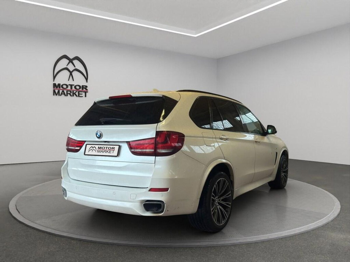 BMW X5 xDrive30d 258CV Business (7)