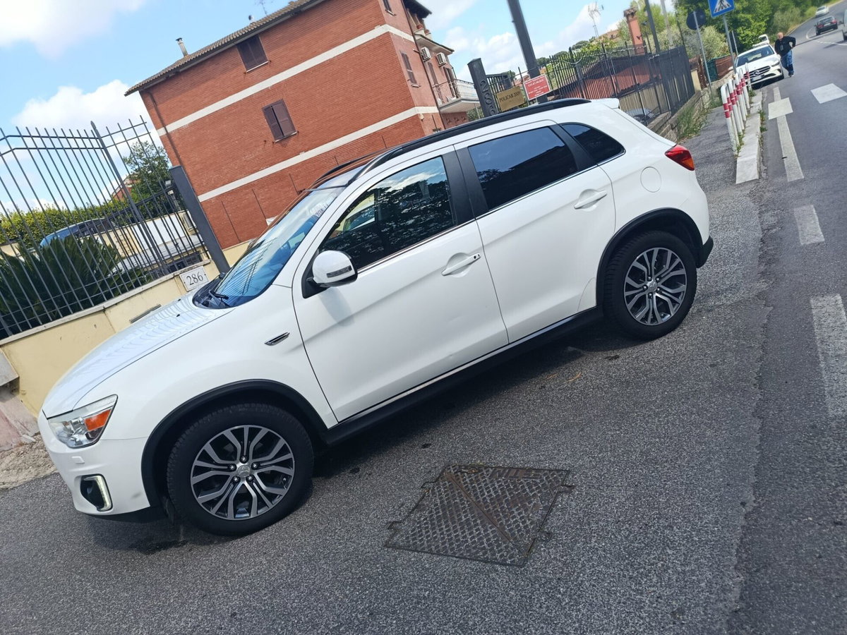 Mitsubishi ASX 1.6 DI-D 114 CV 2WD Instyle Panoramic