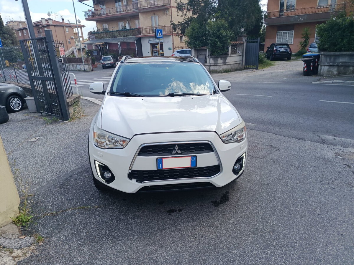 Mitsubishi ASX 1.6 DI-D 114 CV 2WD Instyle Panoramic (5)