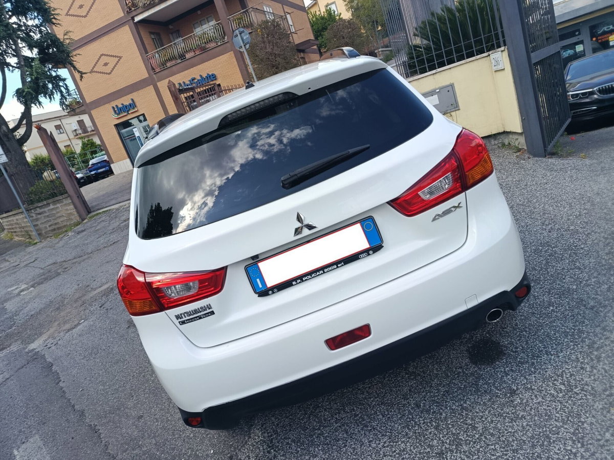 Mitsubishi ASX 1.6 DI-D 114 CV 2WD Instyle Panoramic (8)