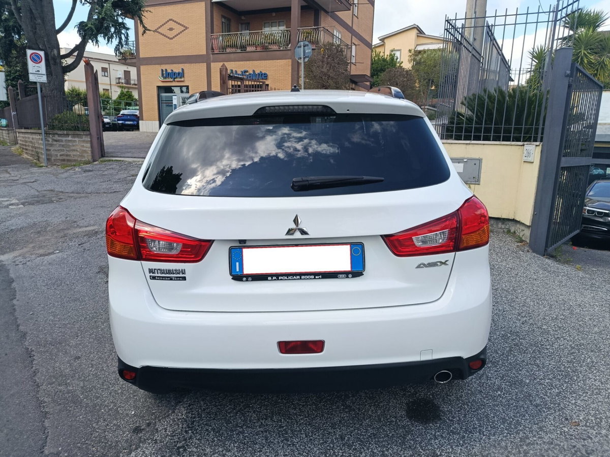 Mitsubishi ASX 1.6 DI-D 114 CV 2WD Instyle Panoramic (9)