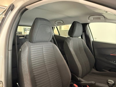Peugeot 2008 PureTech 130 S&S Allure (12)
