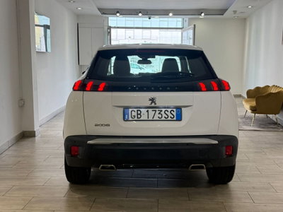 Peugeot 2008 PureTech 130 S&S Allure (4)