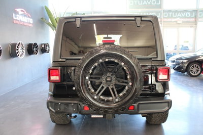 Jeep Wrangler Unlimited 2.0 Turbo Sahara (5)