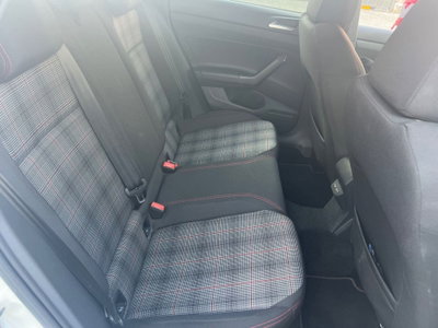 Volkswagen Polo 2.0 tsi GTI dsg (18)