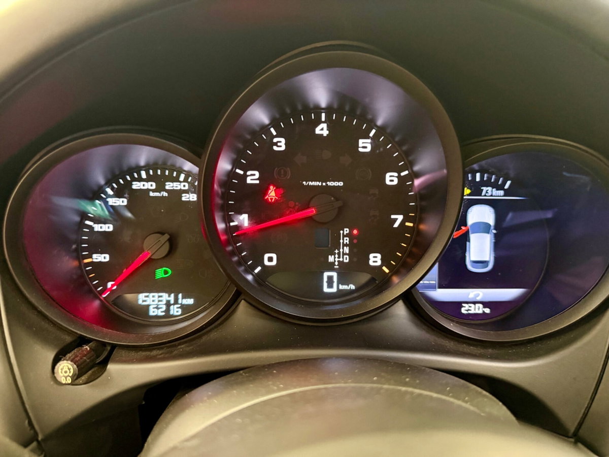 Porsche Macan 2.0 (14)