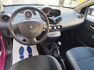 Renault Twingo 1.2 16V Live (12)