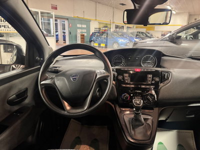 Lancia Ypsilon 1.0 FireFly 5 porte S&S Hybrid Ecochic Silver (20)