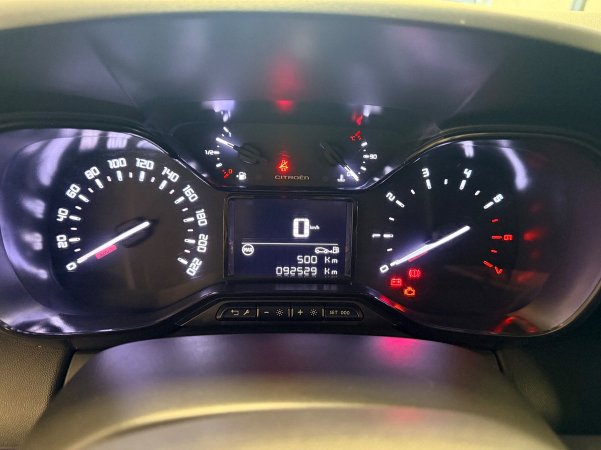 Citroen C3 Aircross BlueHDi 110 S&S Feel (12)