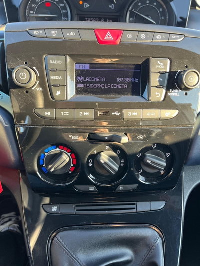 Lancia Ypsilon 1.0 FireFly 5 porte S&S Hybrid Gold Plus (10)