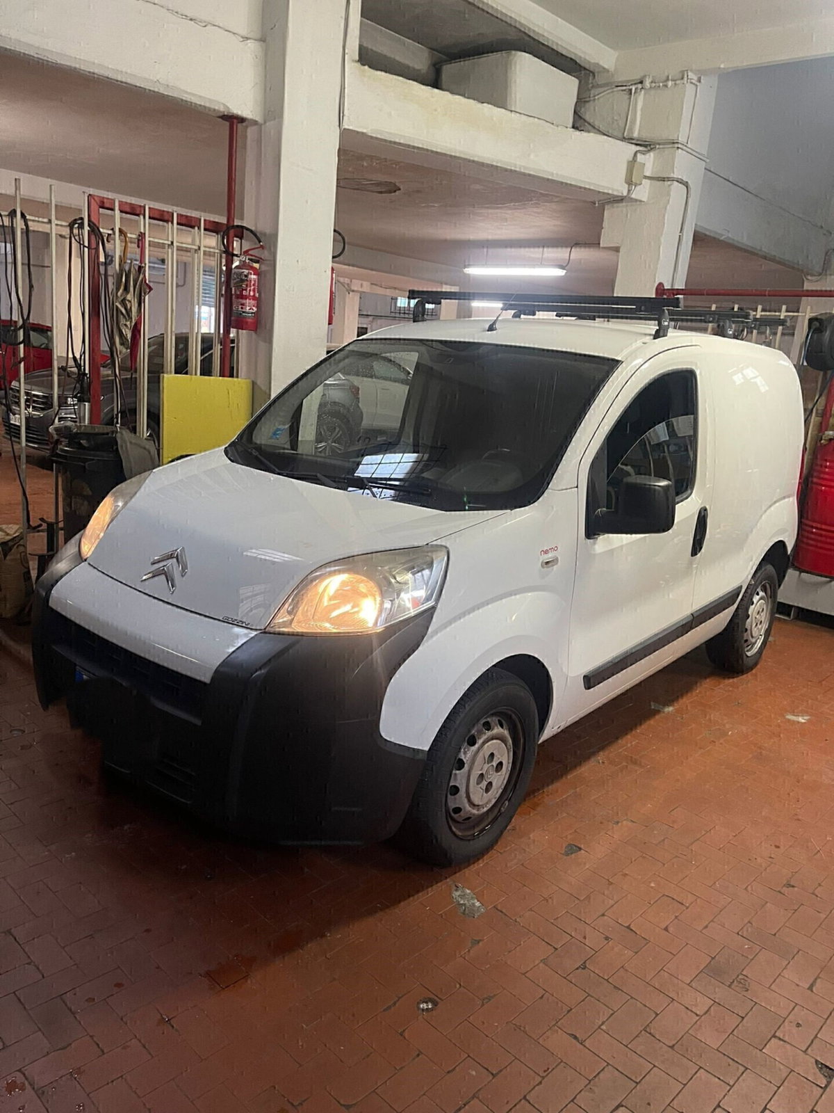 Citroen Nemo 1.3 HDi 75CV FAP CMP-5 Furgone (2)
