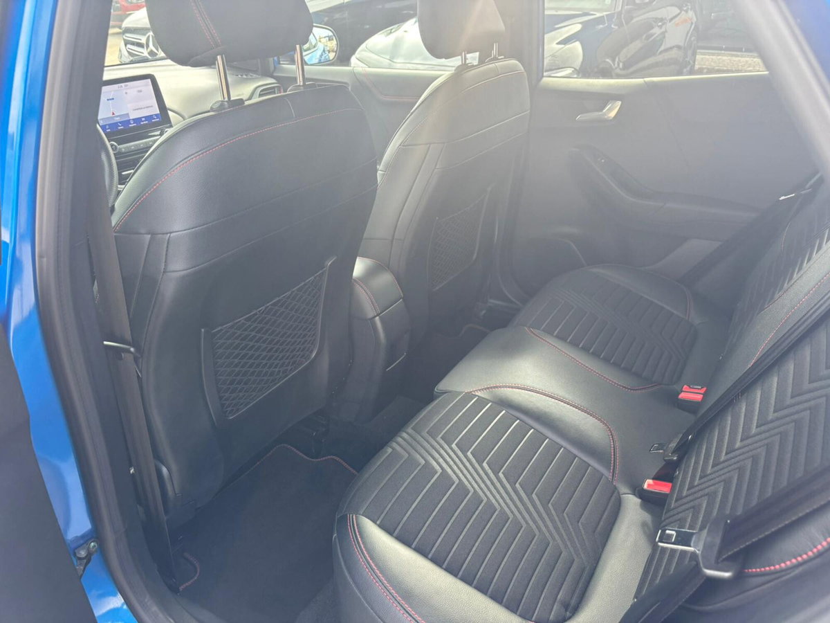 Ford Puma 1.5 EcoBlue 120 CV S&S ST-Line X Design (12)