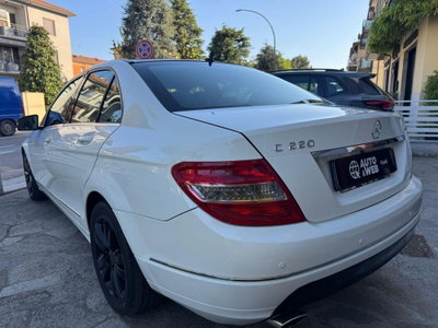 Mercedes-Benz Classe C 220 CDI BlueEFFICIENCY Avantgarde AMG (10)