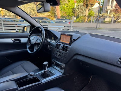 Mercedes-Benz Classe C 220 CDI BlueEFFICIENCY Avantgarde AMG (15)