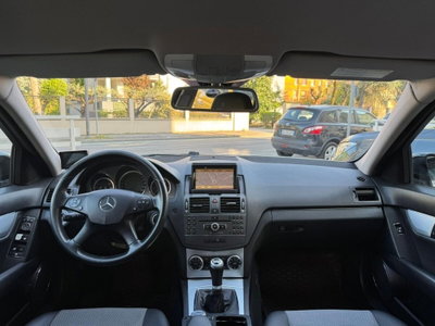 Mercedes-Benz Classe C 220 CDI BlueEFFICIENCY Avantgarde AMG (16)