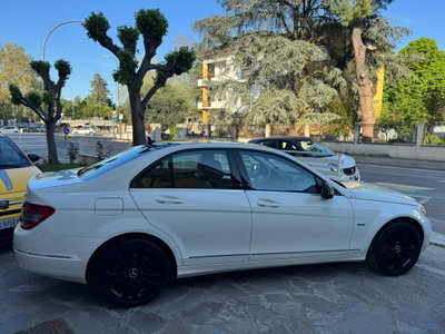 Mercedes-Benz Classe C 220 CDI BlueEFFICIENCY Avantgarde AMG (5)