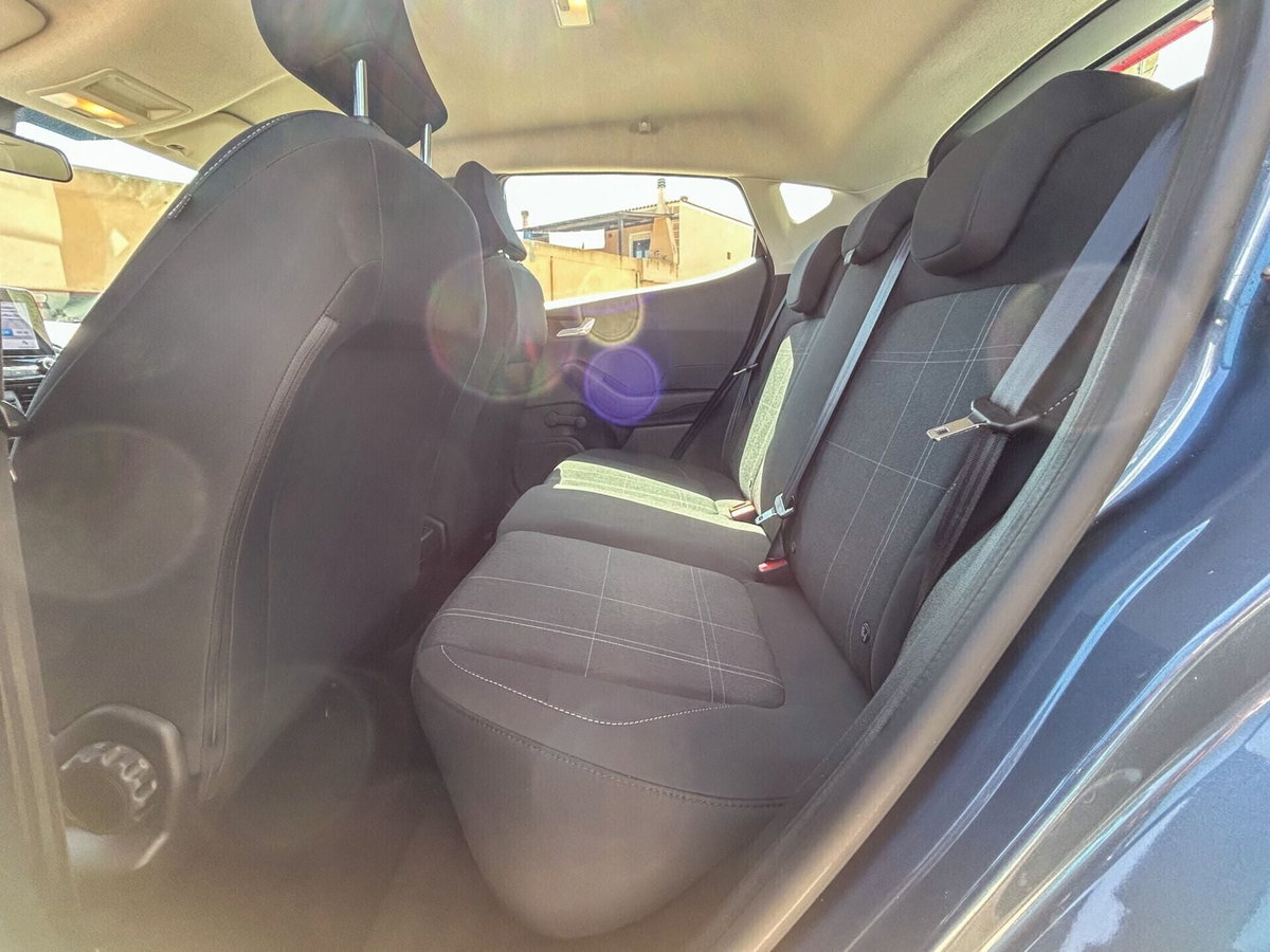 Ford Fiesta 1.1 75 CV 5 porte Plus (6)