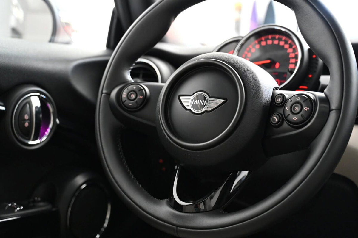 MINI Mini 1.5 Cooper D Hype (12)