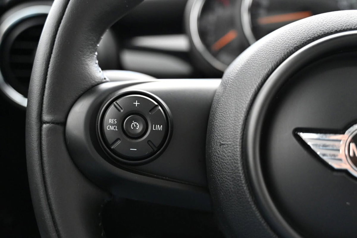 MINI Mini 1.5 Cooper D Hype (13)