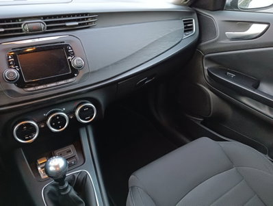 Alfa Romeo Giulietta 1.6 JTDm Ti 120cv (10)