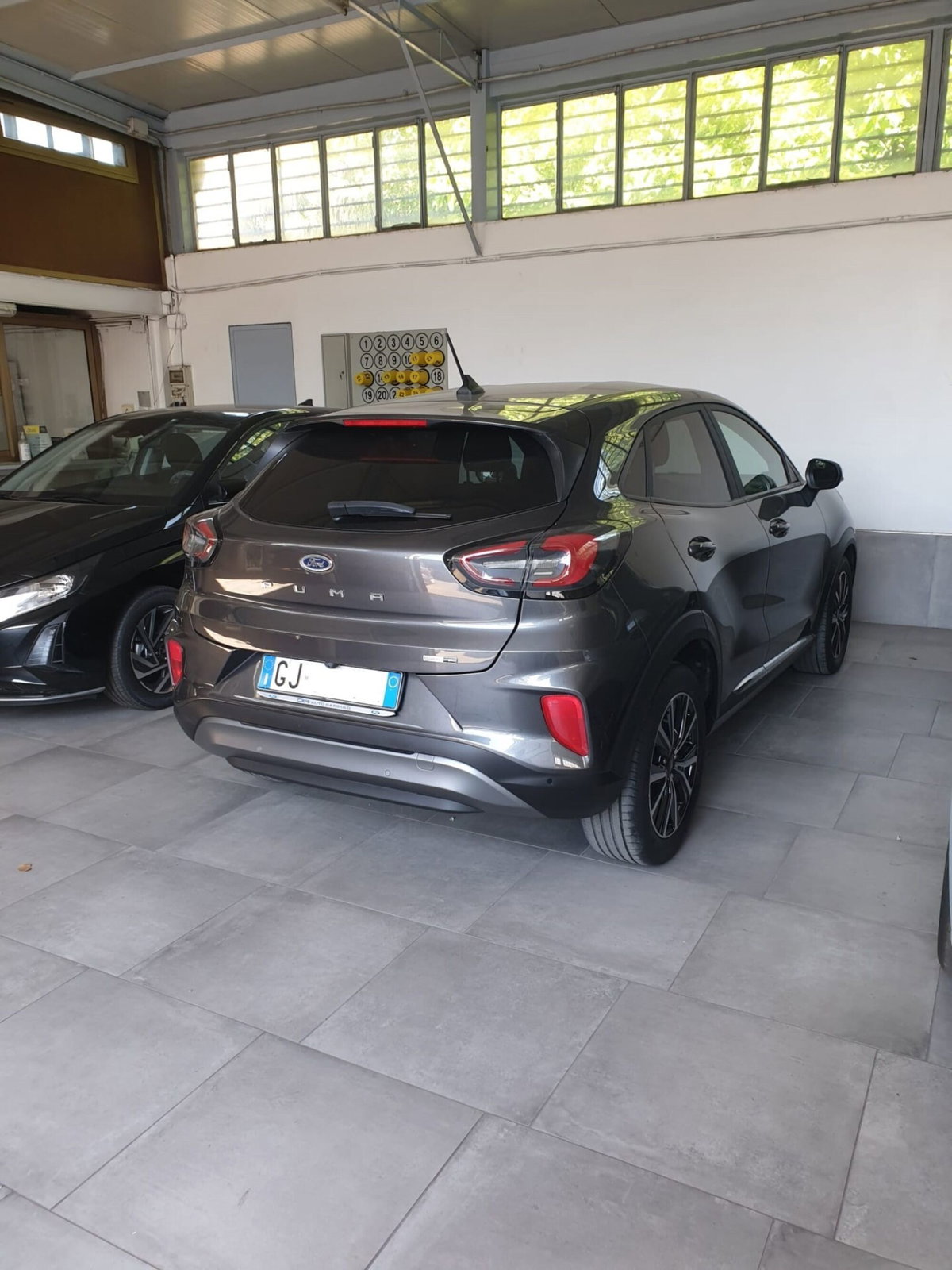 Ford Puma 1.0 EcoBoost Hybrid 125 CV S&S aut. Titanium Design (4)