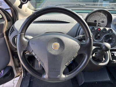 Fiat Multipla 1.9 MJT Emotion (10)