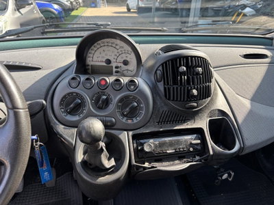 Fiat Multipla 1.9 MJT Emotion (11)