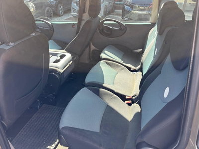 Fiat Multipla 1.9 MJT Emotion (13)