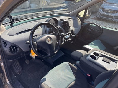 Fiat Multipla 1.9 MJT Emotion (9)