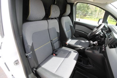 Renault Kangoo 1.5 Blue dCi 95CV Van Edition One Open Sesame (14)