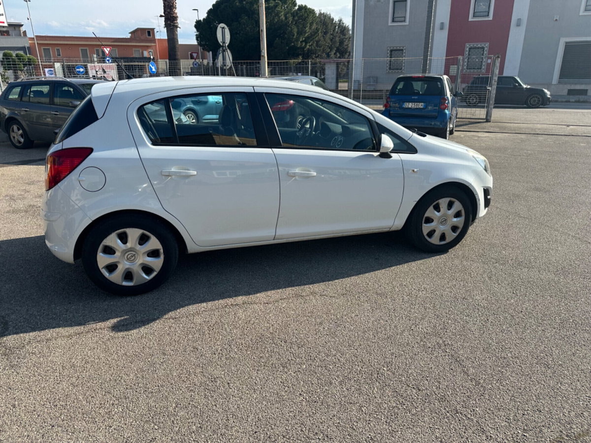 Opel Corsa 1.2 85CV 3 porte GPL-TECH Ecotec (7)
