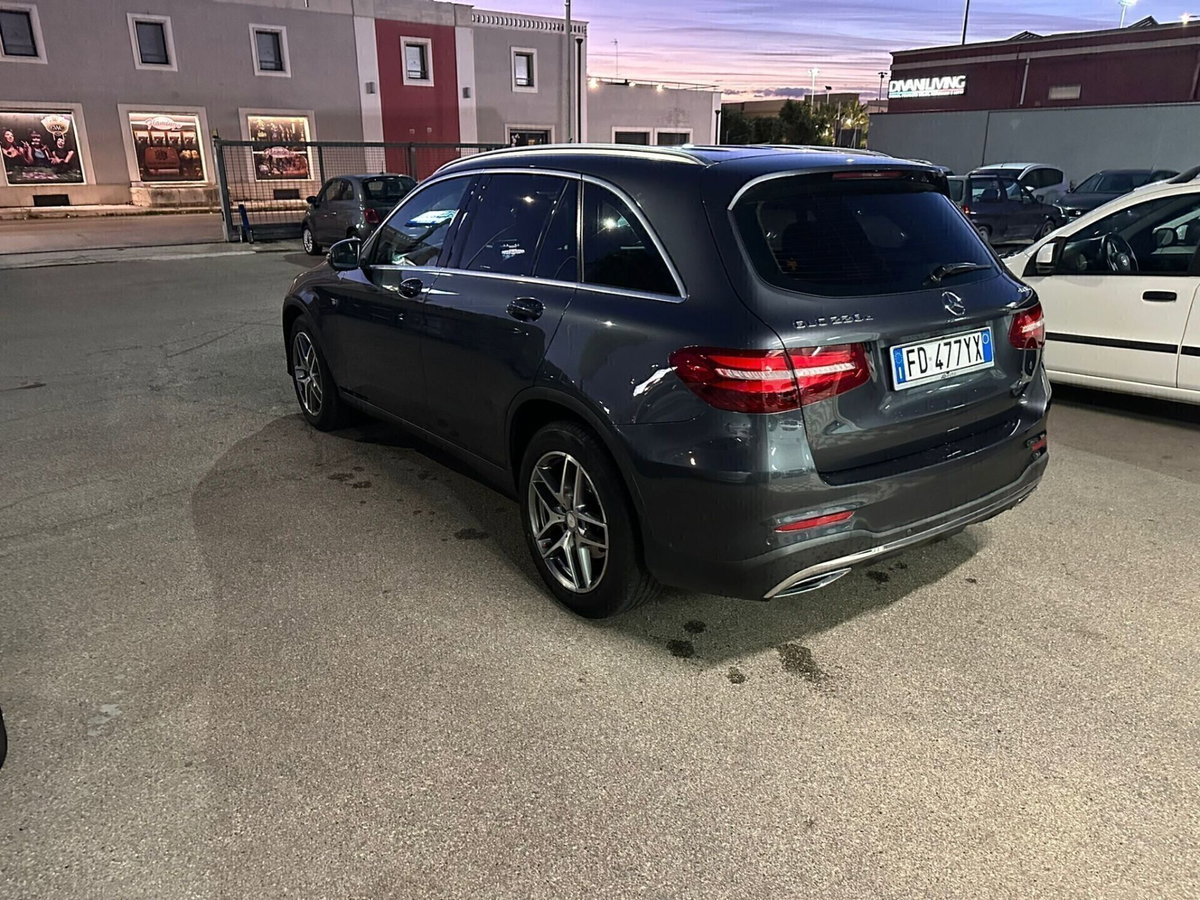 Mercedes-Benz GLC SUV 220 d 4Matic Exclusive (3)
