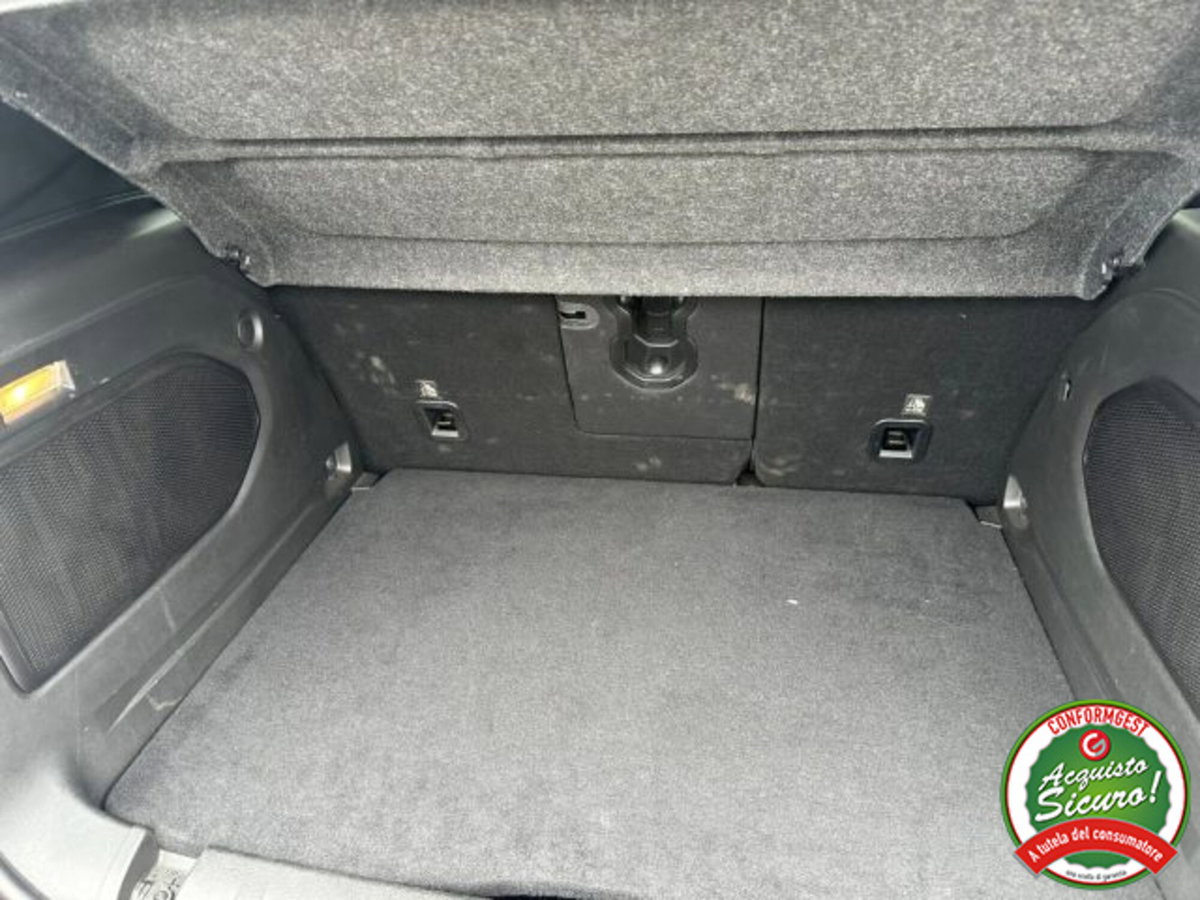 Jeep Renegade 1.6 Mjt 130 CV Limited (11)