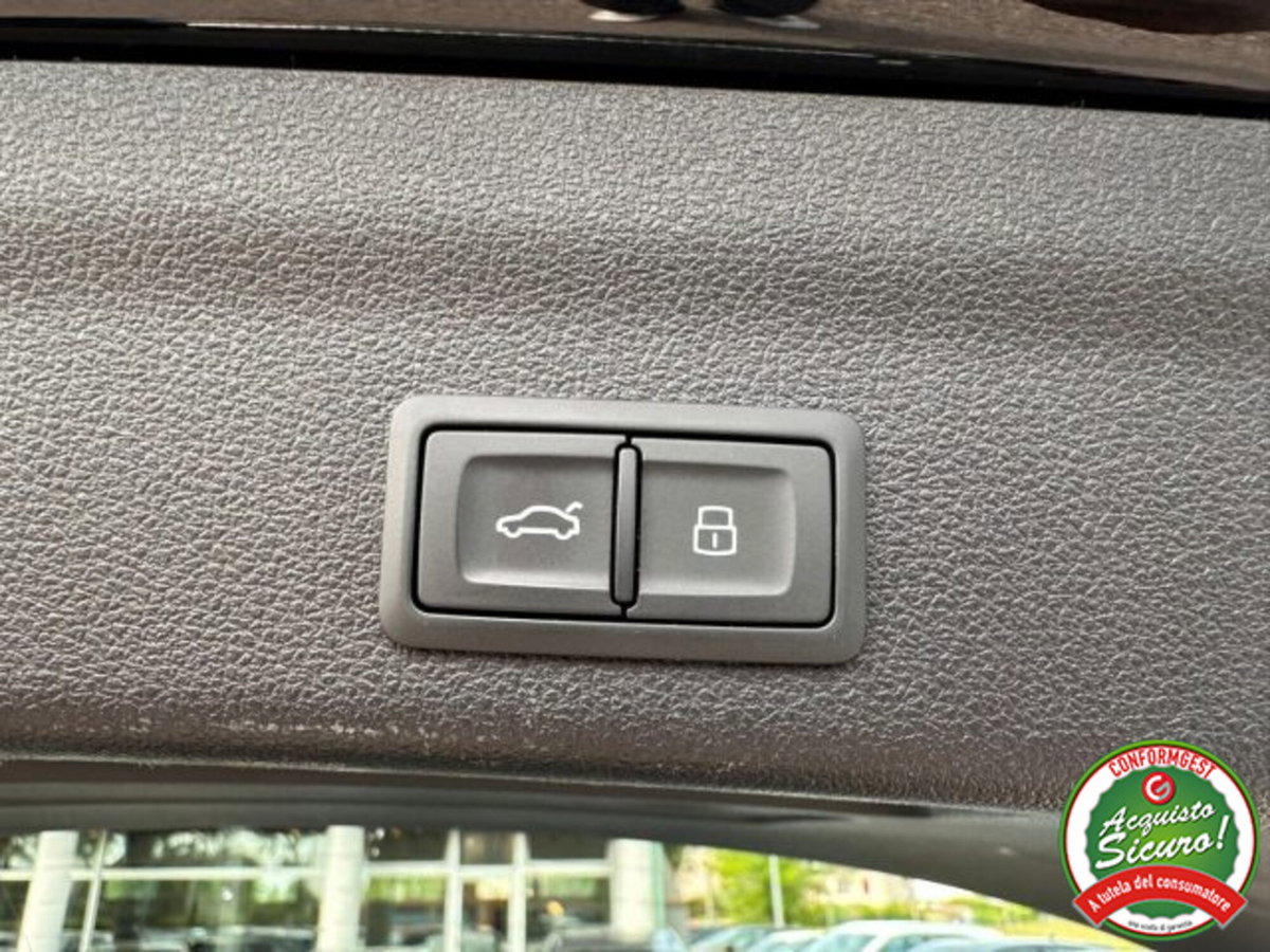 Audi A6 Avant 40 2.0 TDI quattro ultra S tronic Business (14)