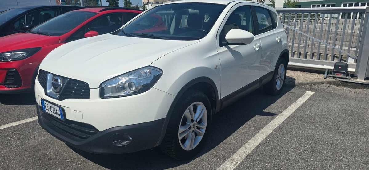 Nissan Qashqai 1.5 dCi DPF Tekna (5)
