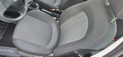 Fiat Punto 1.3 MJT II S&S 95 CV 5 porte Street (11)