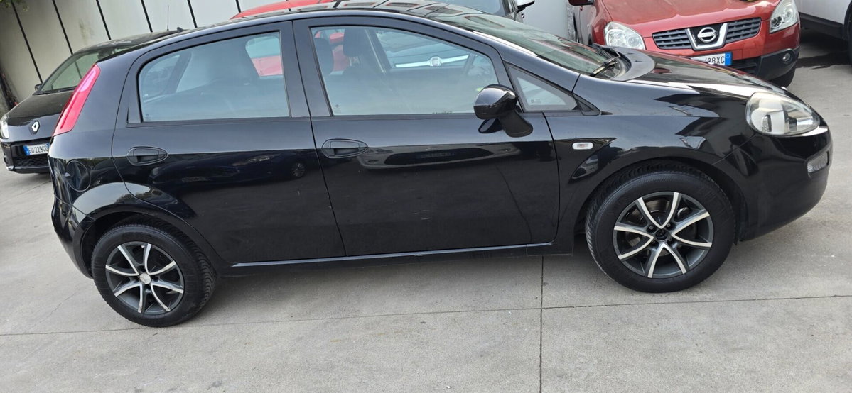 Fiat Punto 1.3 MJT II S&S 95 CV 5 porte Street (6)
